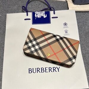 Burberry Check Chain Wallet